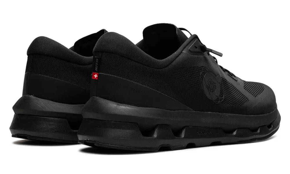 On Running Cloudzone "Kith Black" - 