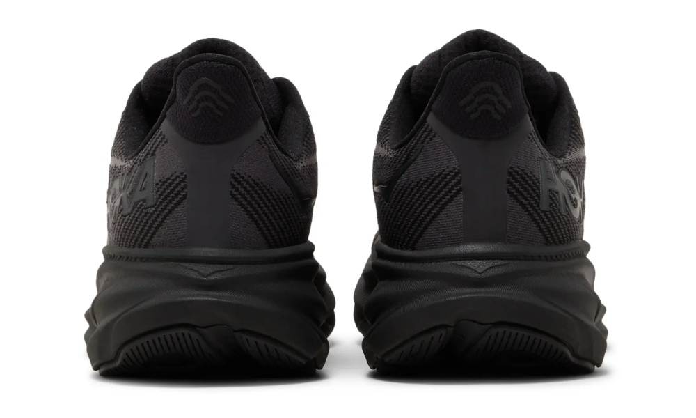 Hoka Clifton 9 'Black' -