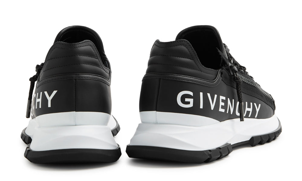 Givenchy Spectre Runner Low 'Black White' - ARABIA LUXURY