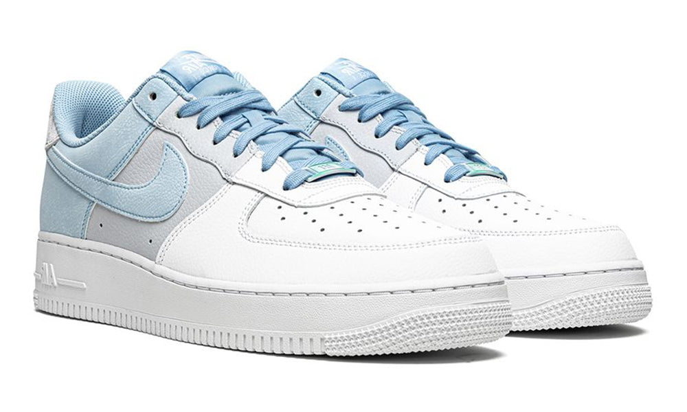 Nike Air Force 1 '07 LV8 sneakers - ARABIA LUXURY