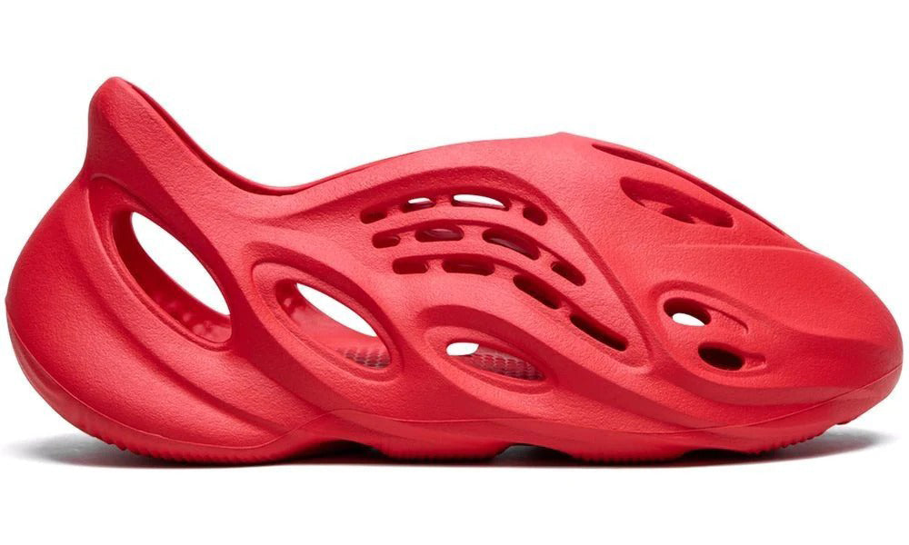 Adidas Yeezy Baskets Foam Runner 'Vermillion' - ARABIA LUXURY