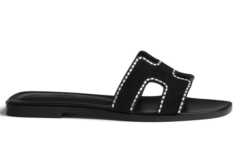 HERMES Oran Sandal "Black" - ARABIA LUXURY