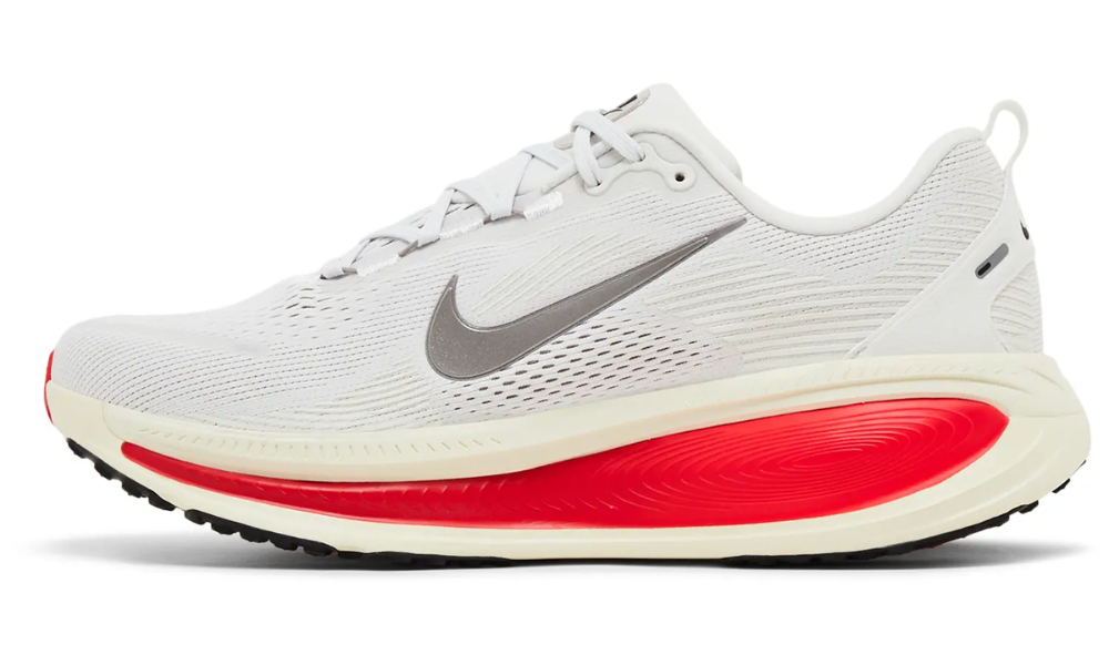 Nike Vomero 18 'Platinum Tint Siren Red' -
