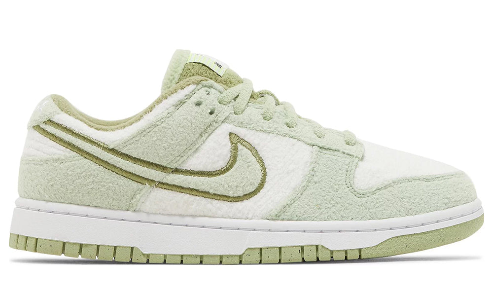 Nike Dunk Low SE 'Fleece - Honeydew' - ARABIA LUXURY