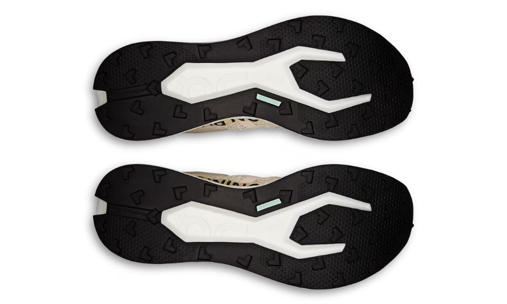 On Running Cloudultra Pro "Pearl | Lychee" - 