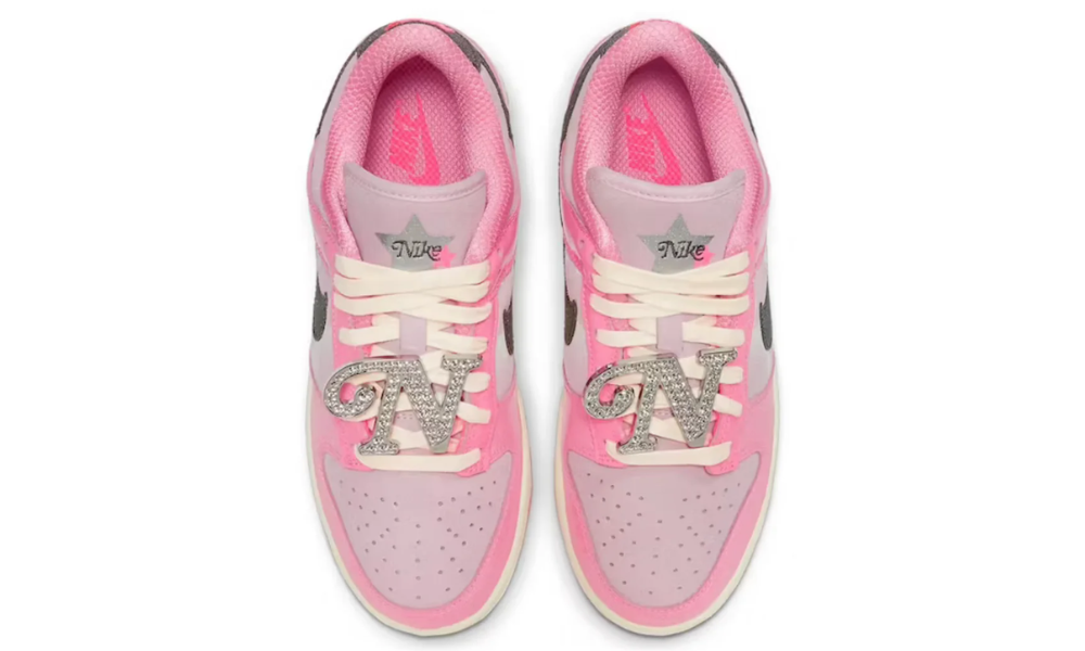 Nike Dunk Low LX 'Barbie' -