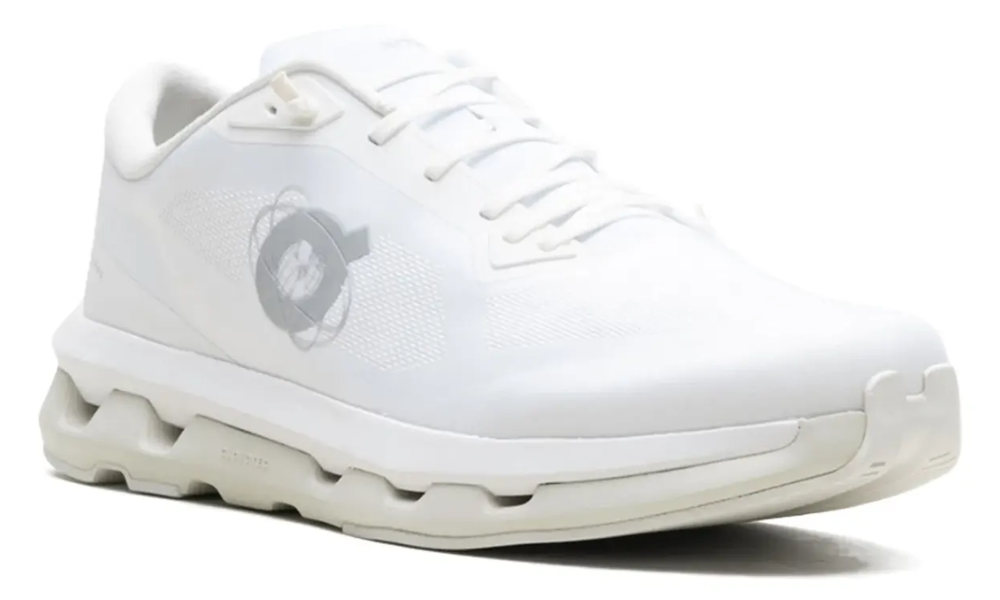 On Running x Kith Cloudzone "White Ice" - 