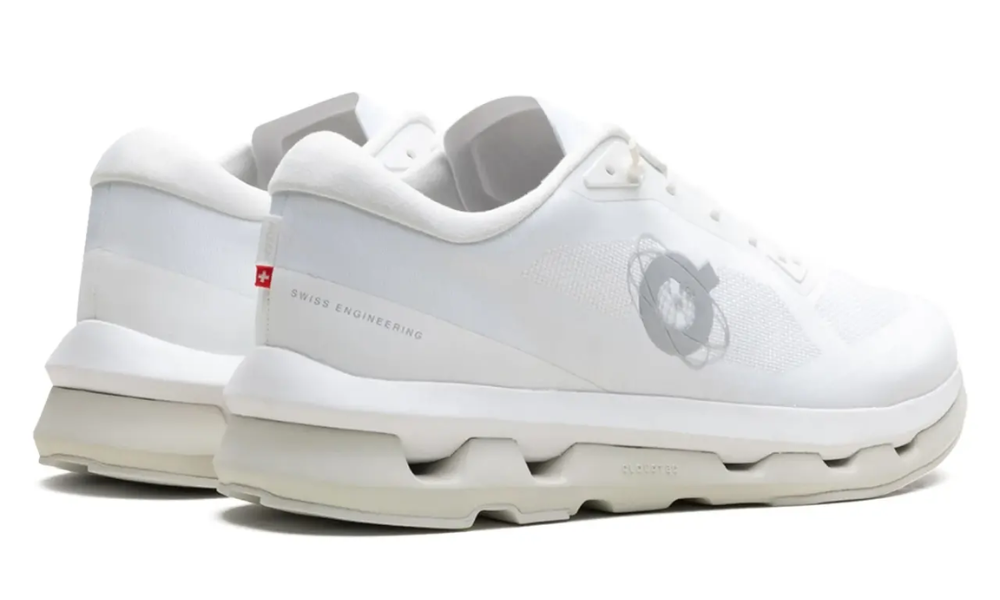 On Running x Kith Cloudzone "White Ice" - 