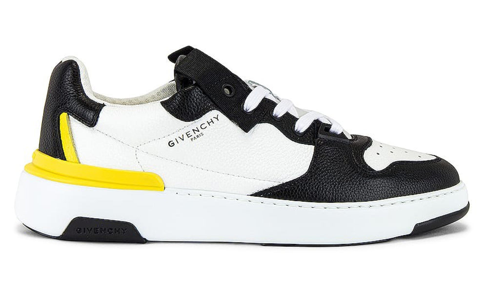 Givenchy Wing low sneakers - ARABIA LUXURY