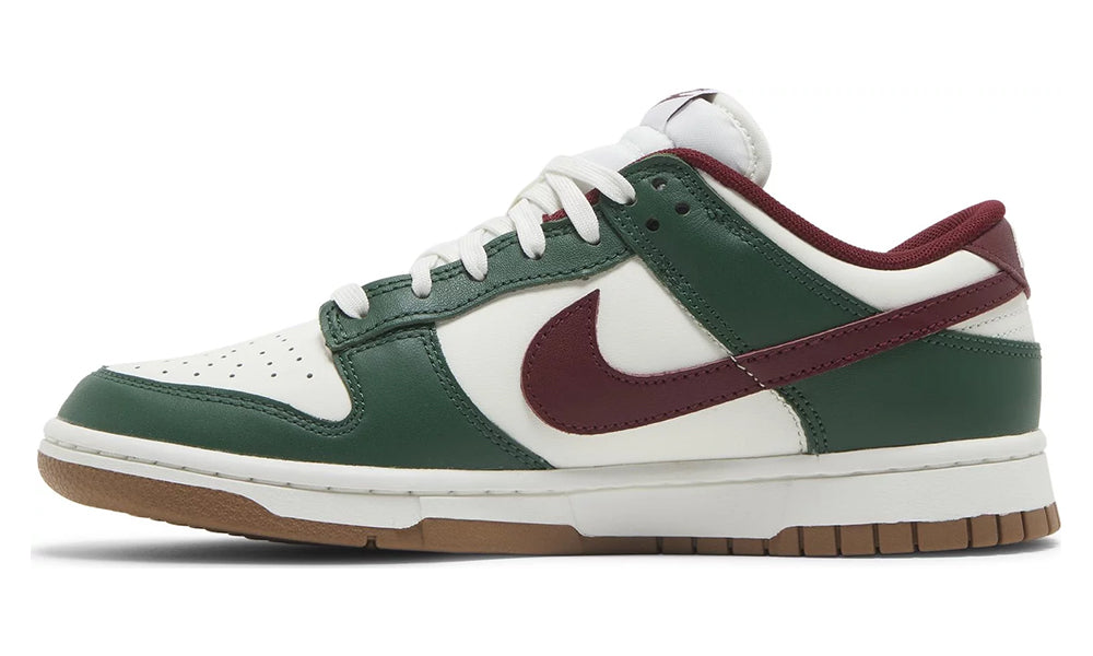 Dunk Low 'Gorge Green Team Red' - ARABIA LUXURY