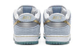 Sean Cliver x Dunk Low SB 'Holiday Special' - ARABIA LUXURY