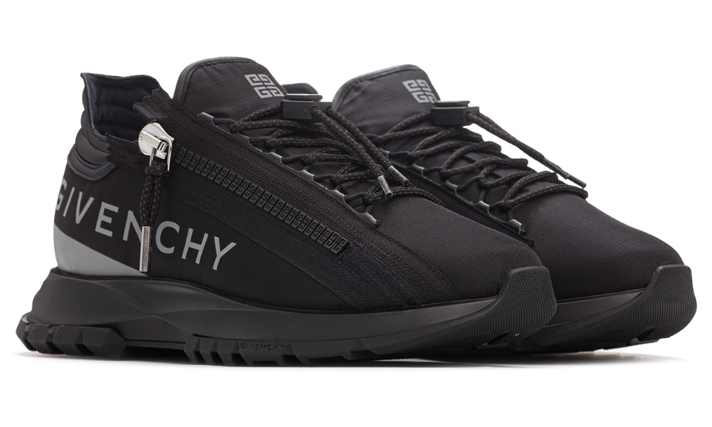 Givenchy Spectre Runner Low 'Black' - ARABIA LUXURY