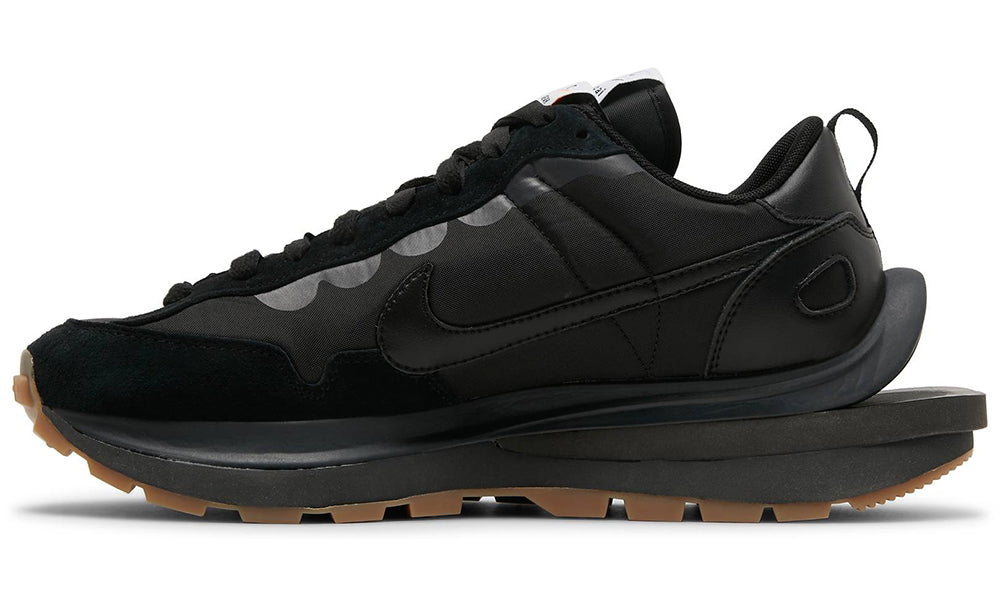nike vaporwaffle off noir