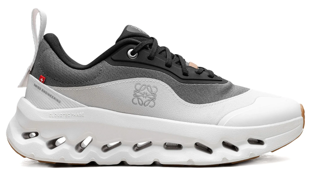 On Running x Loewe Cloudtilt 2 "Black/White" - 