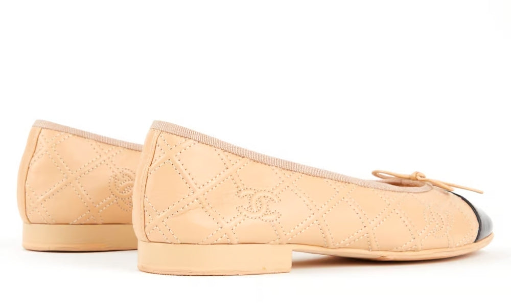 Chanel Leather ballet flats - ARABIA LUXURY