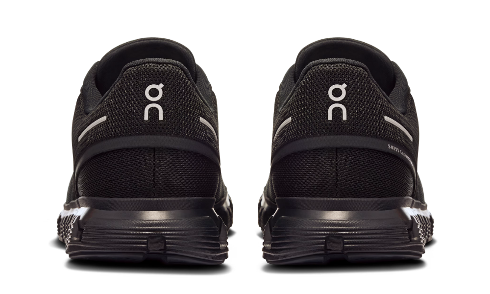 On Cloud 6 'Black Black' -