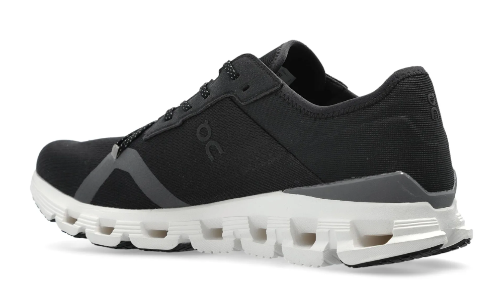On Cloud X 4 AD 'Black' -