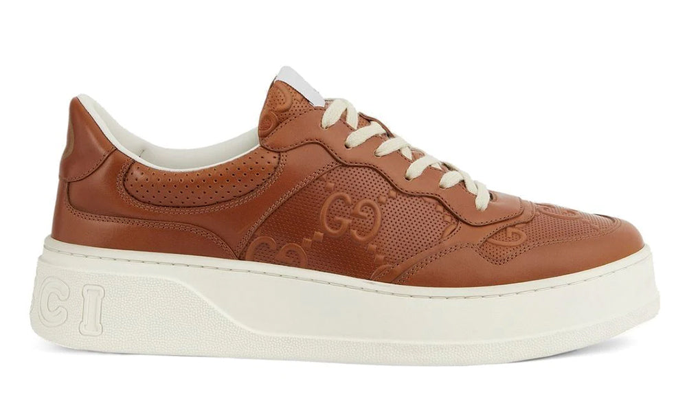 GUCCI  logo-embossed sneakers - ARABIA LUXURY