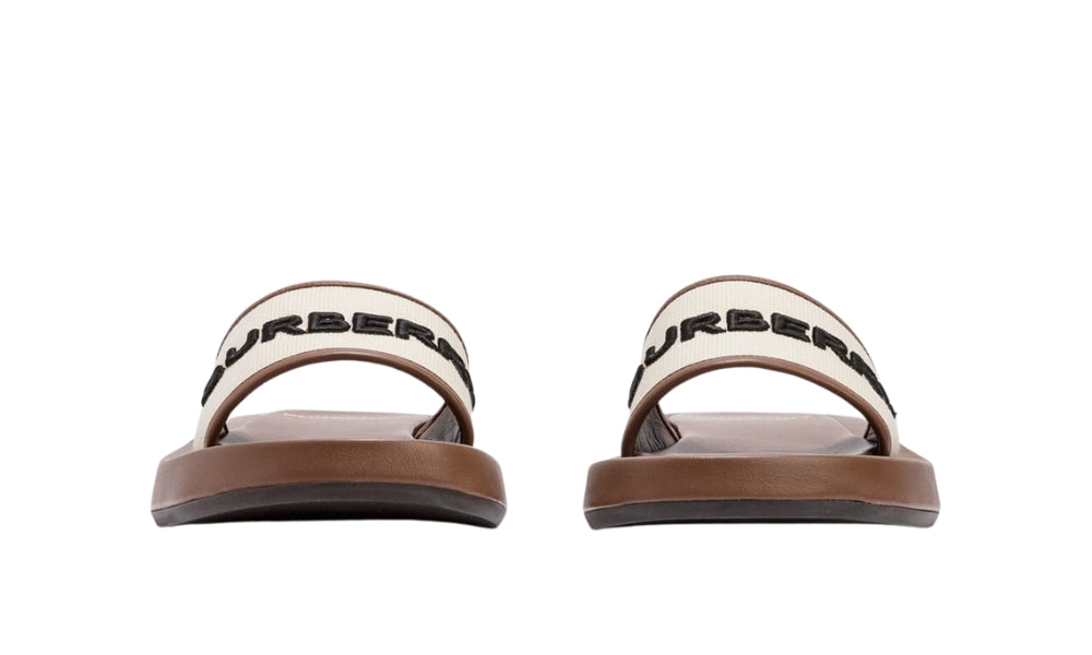 Burberry Buckingham Slide - ARABIA LUXURY