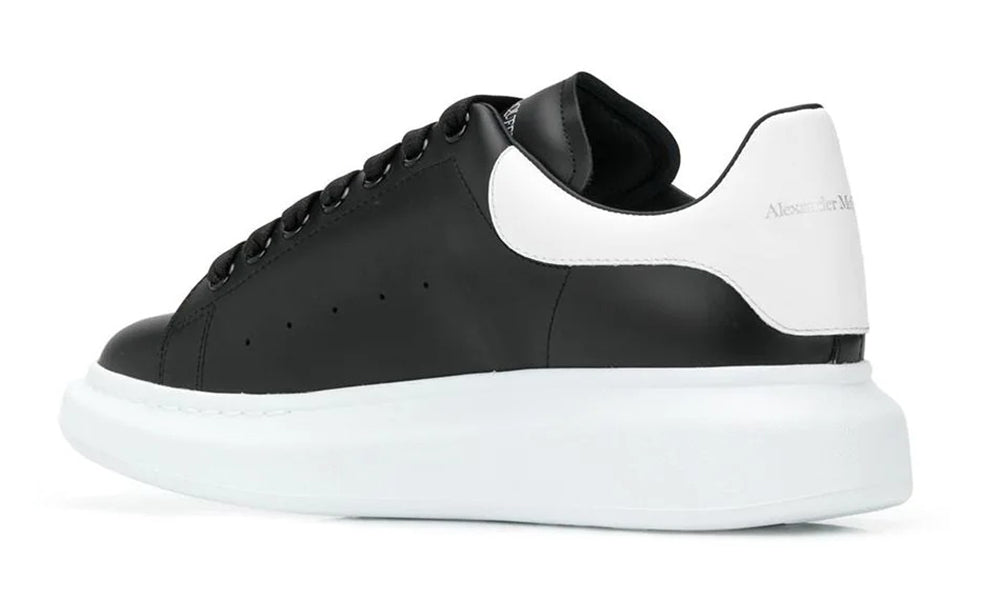 Alexander McQueen platform lace-up sneakers - ARABIA LUXURY