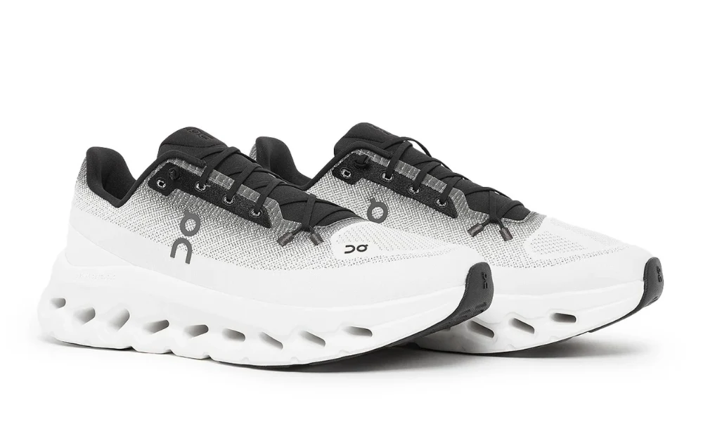 On Cloudtilt "Black/Ivory" - 
