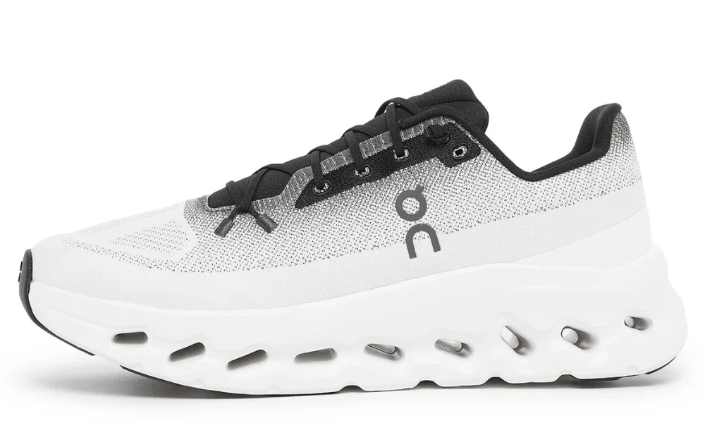 On Cloudtilt "Black/Ivory" - 