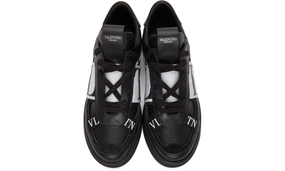 Valentino VL7N 'Black White' - ARABIA LUXURY