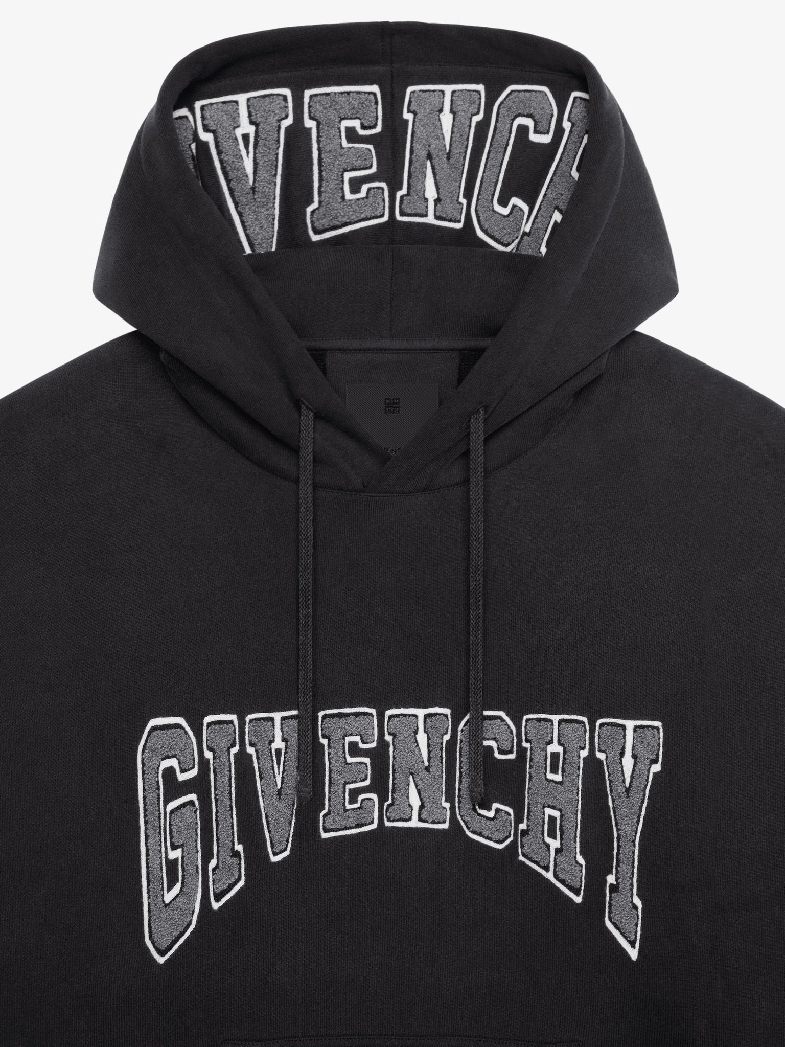 GIVENCHY Slim fit hoodie in felpa with patch